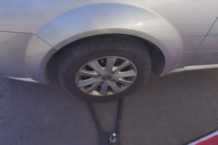 Used Buick Excelle 2015 1.5L Manual Classic Trim
