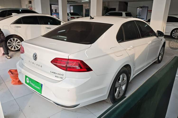 Used Volkswagen Lamando 2021 230TSI DSG Fashion Edition