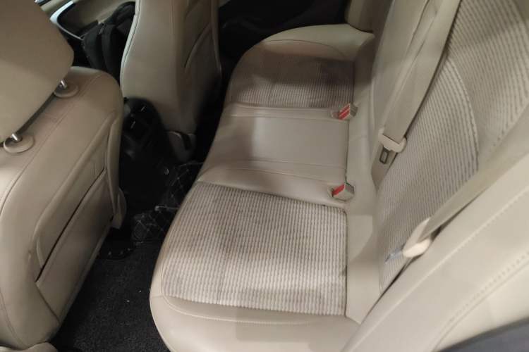 Used Buick Regal 2015 2.0L Leading Fashion Edition
