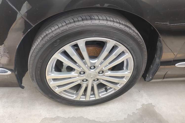 Used Honda Elysion 2016 2.4L Supreme Edition
