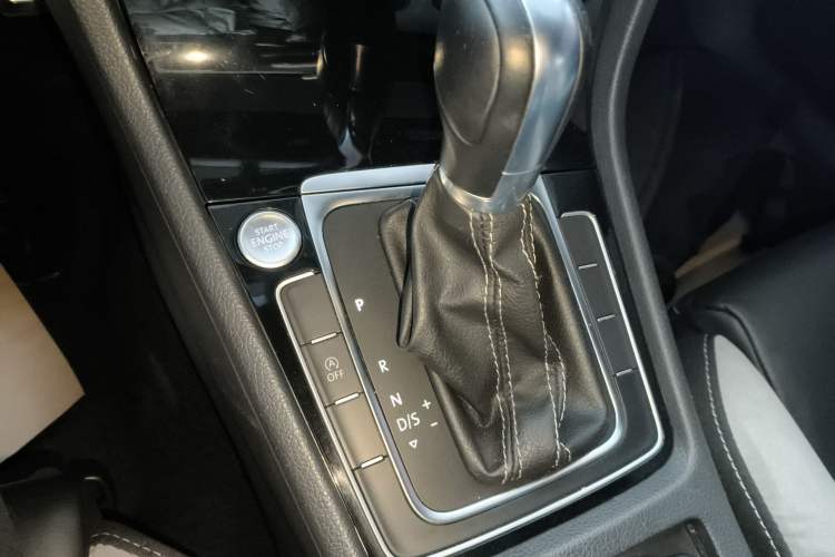 Used Volkswagen Golf 2018 280TSI Automatic R-Line Model