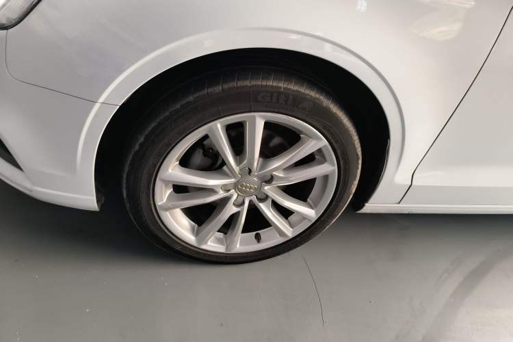 Used Audi A3 2017 Limousine 35 TFSI Ambition Edition
