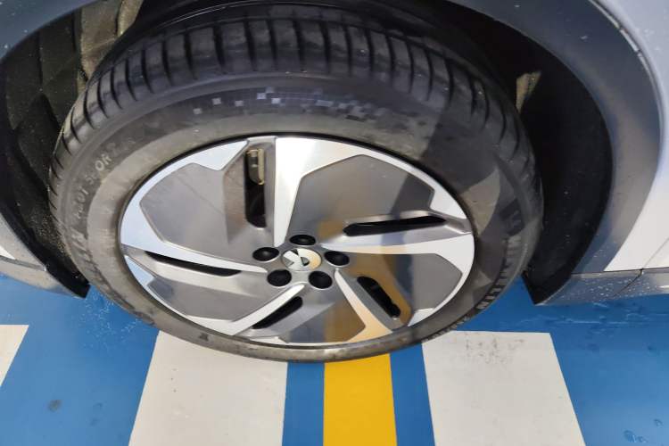 Used Nio ES6 2023 75 kWh
