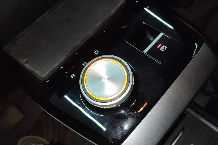 Used MG 4 EV 2023 415 km Range Sea-Faring Champion Edition
