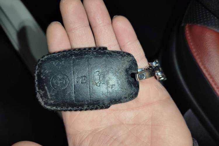 Used Kia KX Cross 2017 1.4L AT GLS
