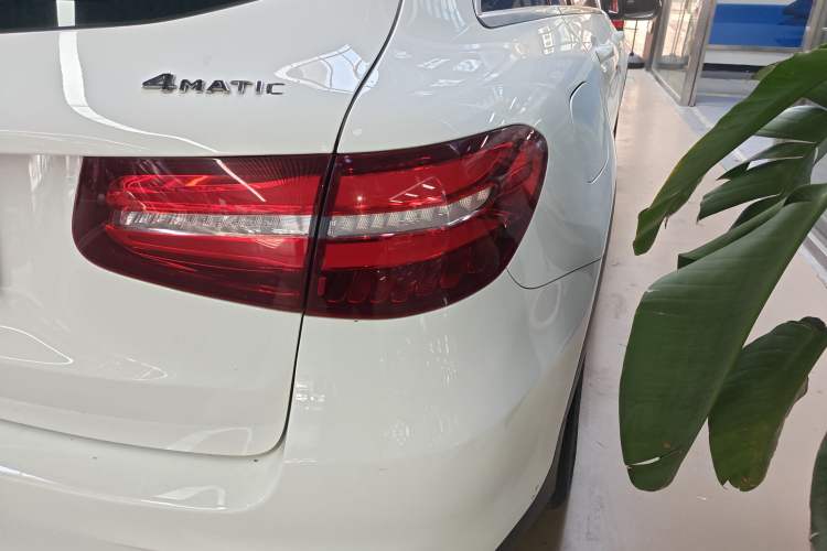 Used Mercedes-Benz GLC 2017 GLC 260 4MATIC Dynamic Edition