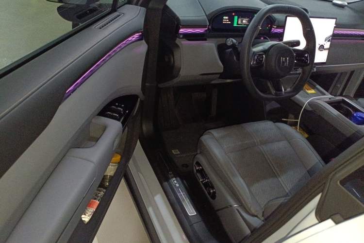 Used Zeekr 7X 2025 75 kWh Rear-Wheel Drive Intelligent Driving Version
