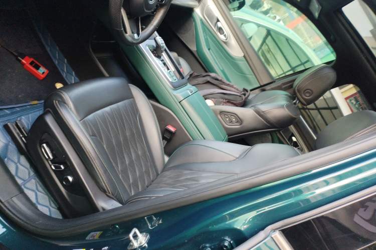 Used GAC Trumpchi GS8 2022 Flagship Series 2.0 TGDI Two-Wheel-Drive Prestige Edition (7 Seats)