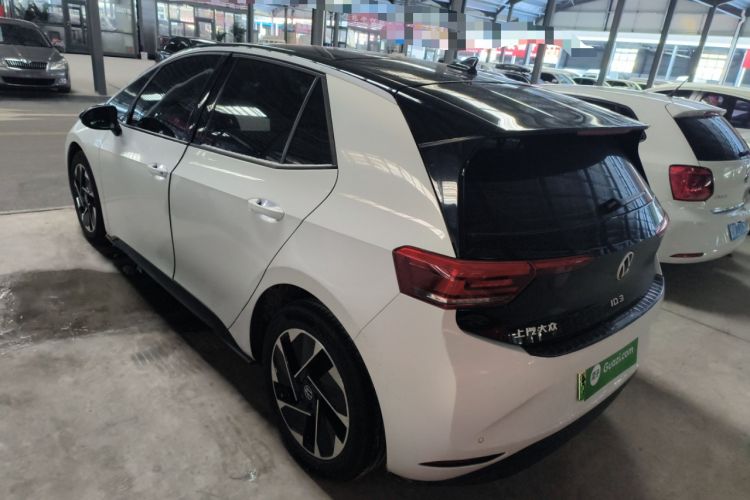 Used Volkswagen ID.3 2025 Smart Model Outstanding Oxygen Edition
