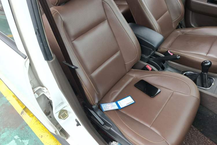 Used FAW Senya S80 2014 1.5L Manual 5-Seater Classic Edition