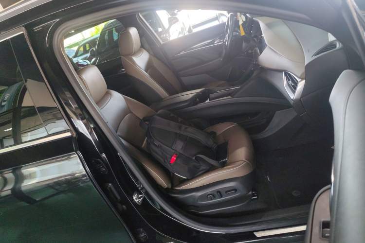 Used Buick Enclave 2020 28T Four-Wheel Drive Luxury Flagship Edition
