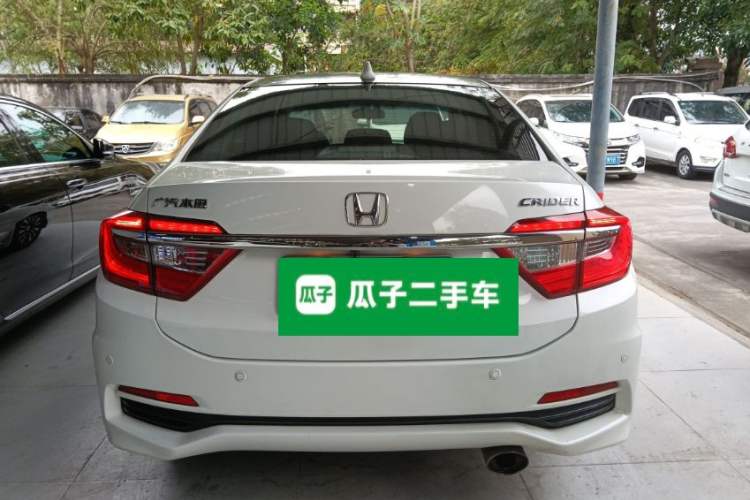 Used Honda Crider 2015 1.8L automatic luxury edition