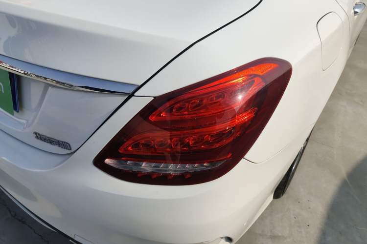 Used Mercedes-Benz C-Class 2018 C 180 L Fashion Edition Sport Version
