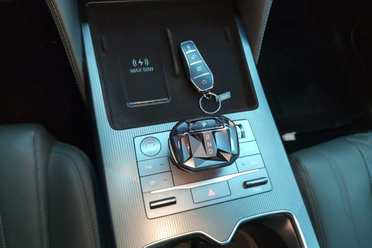 Used BYD Song L DM-i 2025 Intelligent Driving Version 160 km Beyond-Range Type