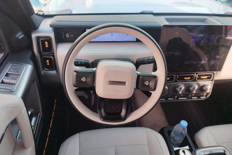 Used iCAR V23 2025 401 Two-Wheel Drive Advanced Edition