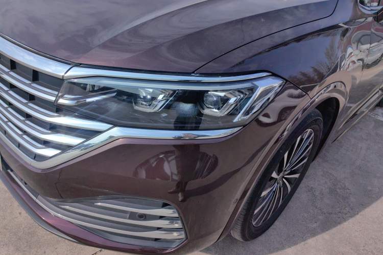 Used Volkswagen Viloran 2022 380TSI Prestige Edition
