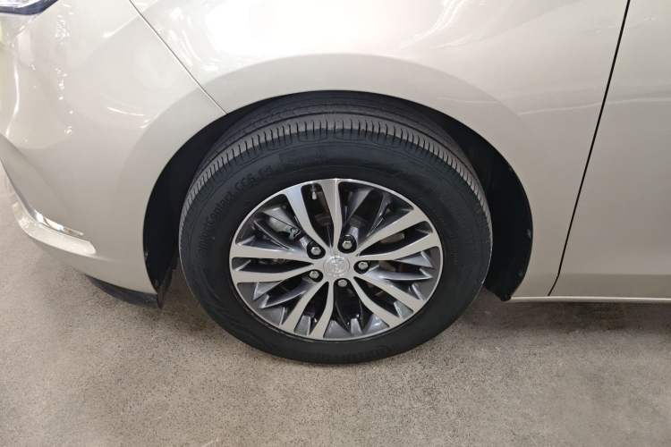 Used Buick GL8 2022 ES Landtrek 653T Comfort Edition
