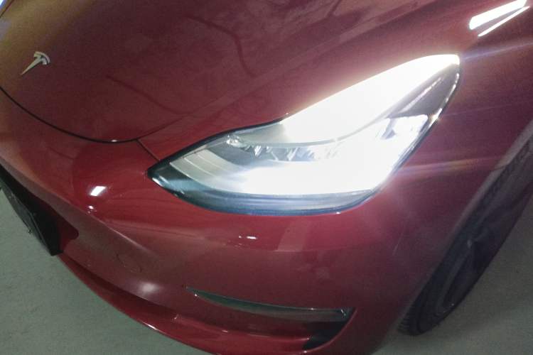 Used Tesla Model 3 2019 Long-Range All-Wheel-Drive Version