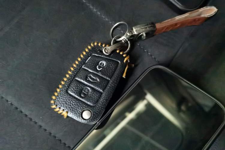 Used Volkswagen T-ROC 2022 280TSI DSG Two-Wheel Drive R-Line Pro PLUS
