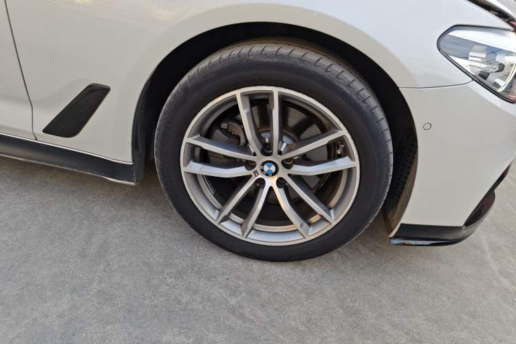 Used BMW 5 Series 2020 525Li M Sport Package
