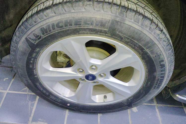 Used Ford Edge 2018 EcoBoost 245 Two-Wheel-Drive Titanium 5-Seater China V Standard
