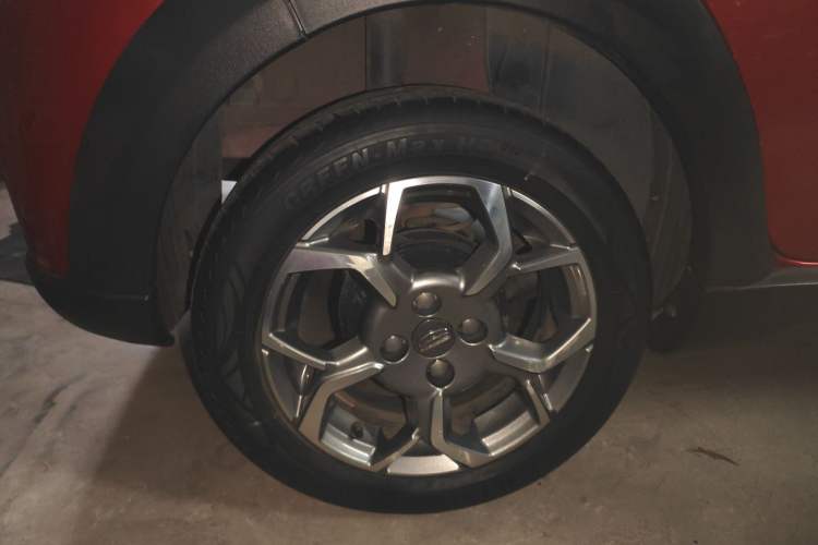 Used Geely Auto Vision X1 2017 1.3L Automatic Fun Edition
