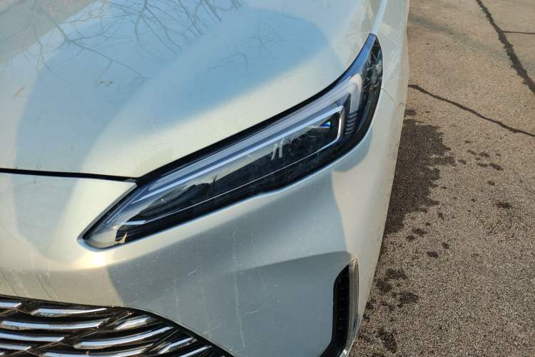 Used Buick GL8 New Energy 2025 Lu Shang Luxury Edition 7-Seater