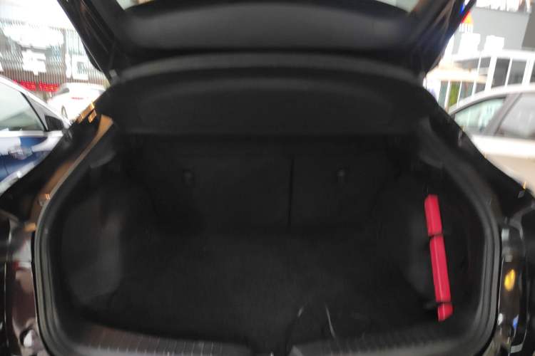 Used Mazda CX-4 2018 2.0L Automatic Two-Wheel Drive Blue Sky Dynamic Version China V Standard