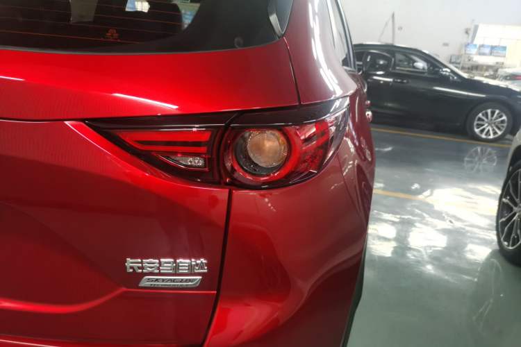 Used Mazda CX-5 2017 2.0L Automatic 2WD ZhiShang Trim China V Standard