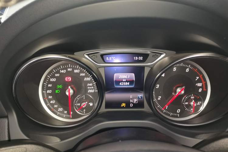 Used Mercedes-Benz GLA 2018 GLA 200 Fashion Model
