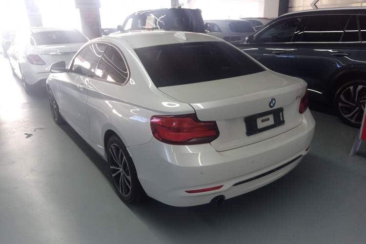 Used BMW 2 Series 2018 220i Sport Design Package