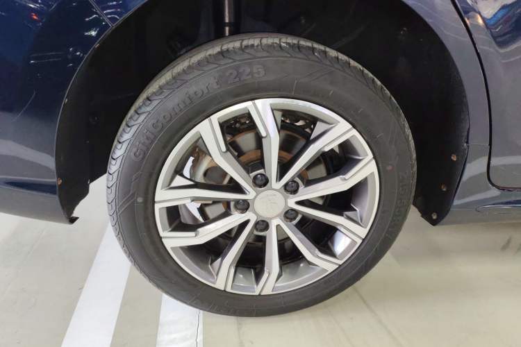 Used BYD Song MAX 2019 1.5T Automatic Smart Connect Ruiyi Sunroof Version 6 Seats China VI Standard
