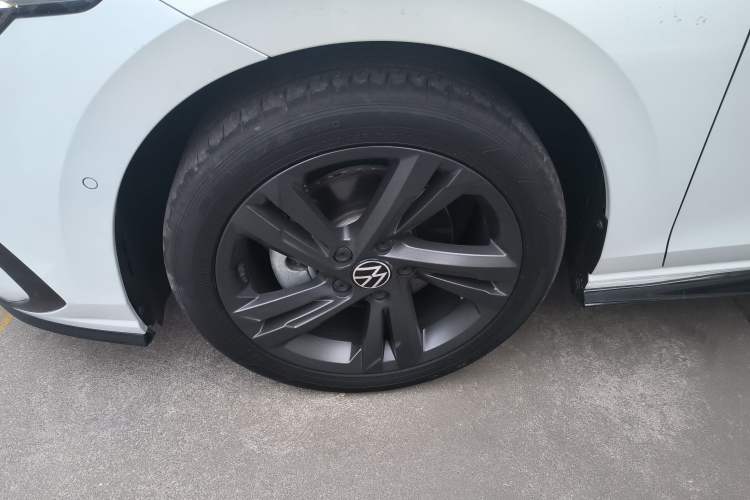 Used Volkswagen Golf 2023 280TSI DSG R-Line Lite
