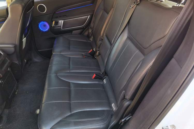 Used Land Rover Discovery 2019 3.0 SC V6 SE