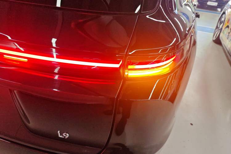 Used Li Auto L9 2022 Max model
