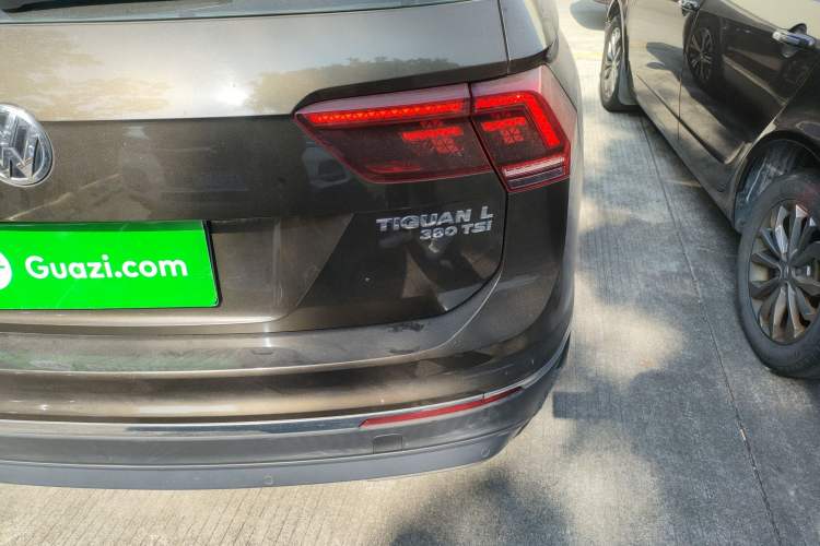 Used Volkswagen Tiguan L 2017 380TSI Automatic All-Wheel-Drive Luxury Edition
