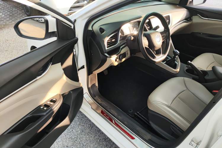 Used Buick GT 2017 15N Manual Elite Version
