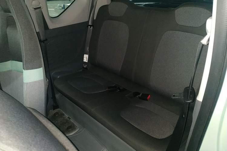 Used Wuling Hongguang MINIEV 2021 Macaron Fashion Edition Lithium-Ion Battery
