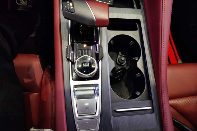 Used Changan CS75 PLUS 2022 2nd Generation 1.5T Automatic Luxury Version
