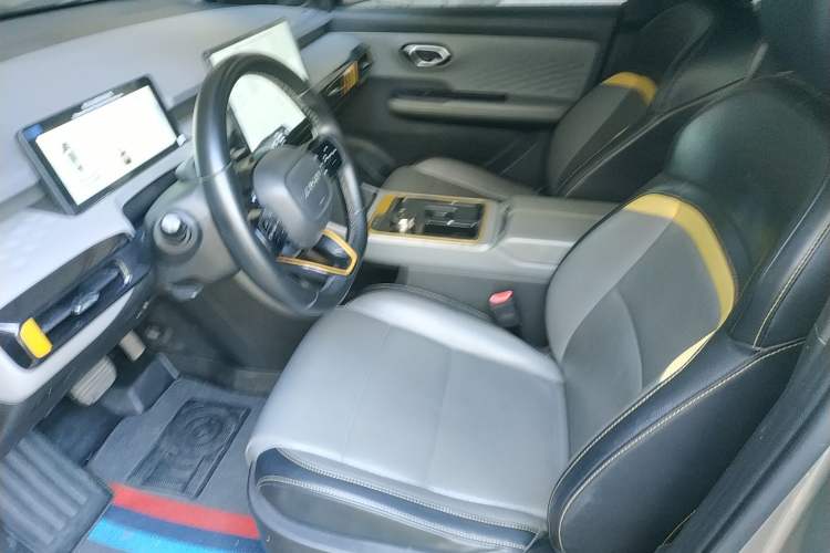 Used AION Y 2022 70 Tech Edition Lithium Iron Phosphate
