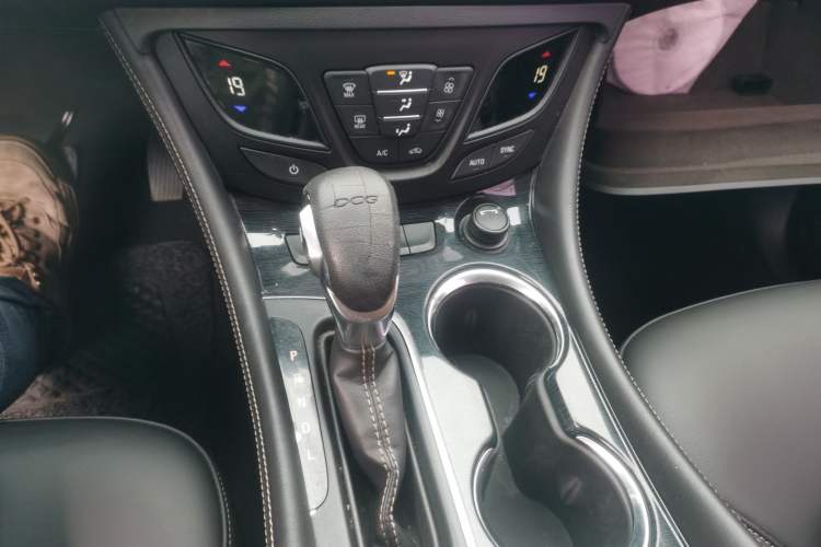 Used Buick Envision 2016 20T Two-Wheel Drive Leading Version