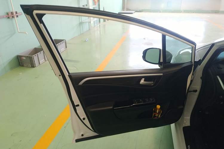 Used Honda Jade 2017 210TURBO CVT Fashion Edition 5-seater
