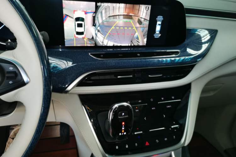 Used Buick GL8 2021 ES Landtrek 653T Comfort Edition