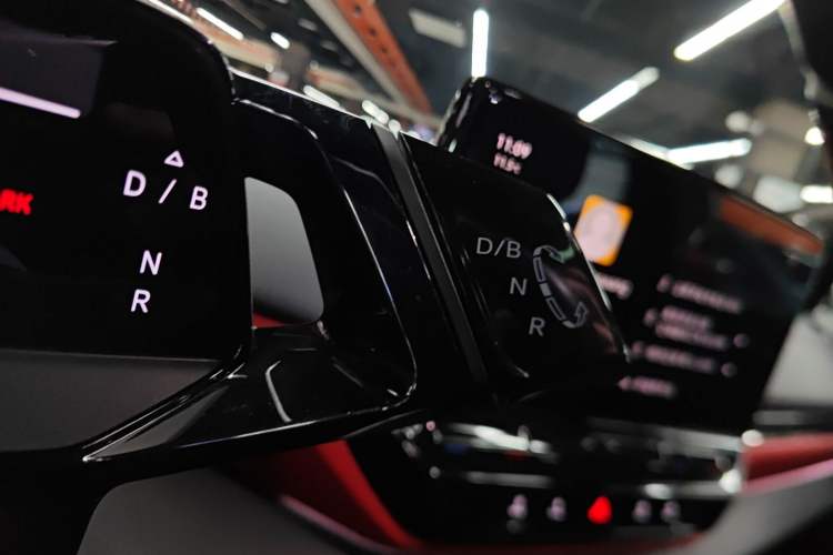 Used Volkswagen ID.4 X 2023 Ultra-Intelligent Long-Range Version