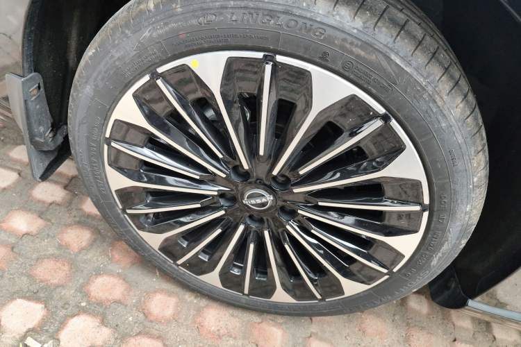 Used Nissan N7 2025 510 Pro