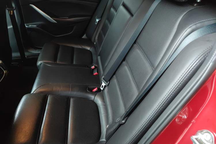 Used Mazda Atenza 2017 2.0L Blue Sky Luxury Edition