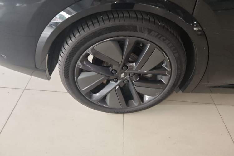 Used Li Auto L9 2023 Pro Model
