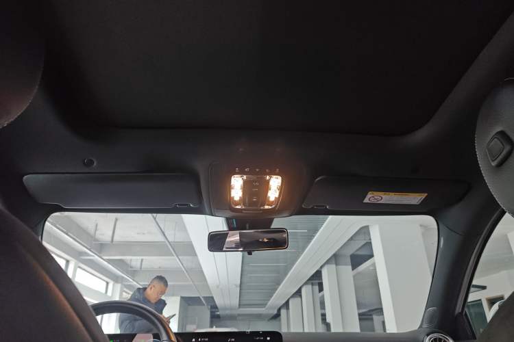 Used Mercedes-Benz A-Class 2021 A 200 L Sport Sedan Fashion Model