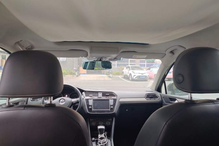 Used Volkswagen Tiguan L 2017 330TSI Automatic Two-Wheel Drive Luxury Edition
