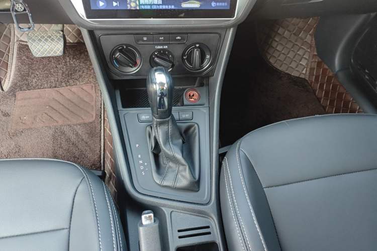 Used Volkswagen Lavida 2019 Lavida Start 1.5L Automatic Trendy Version China VI Standard